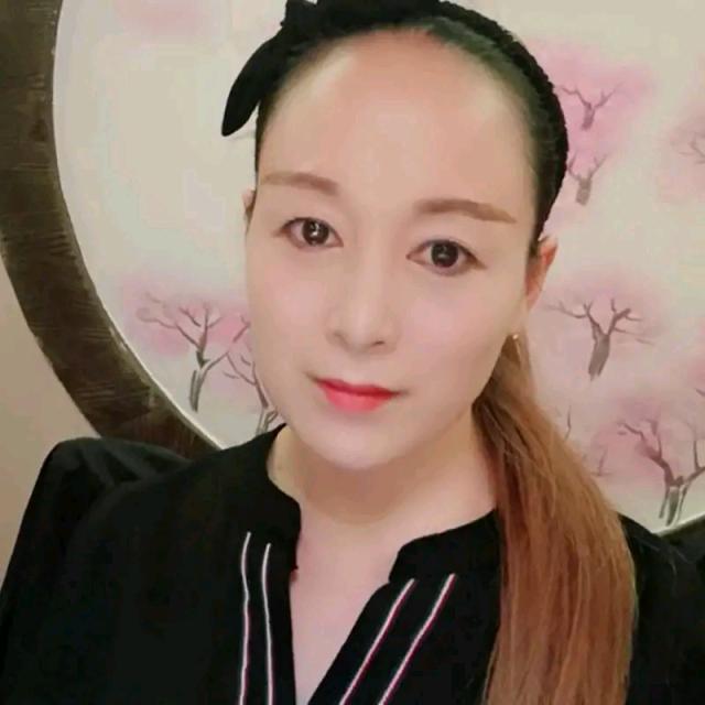 芳华如烟
