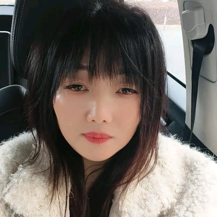 艳