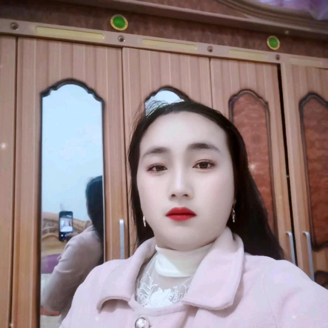 开开心心。