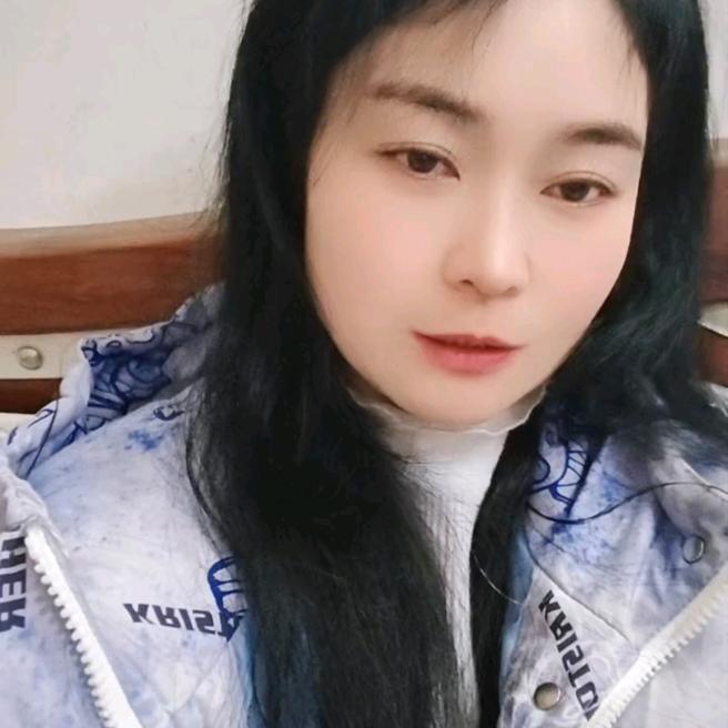 云 姐