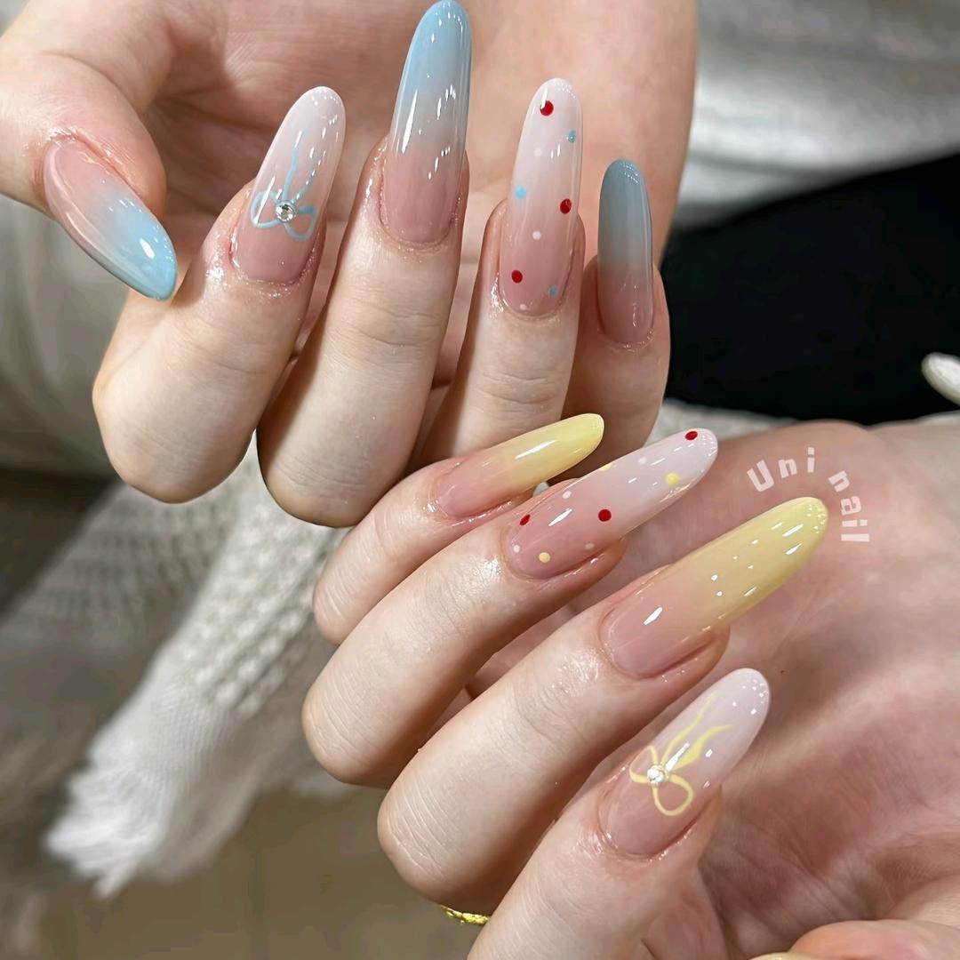 华馨美甲美睫官方号