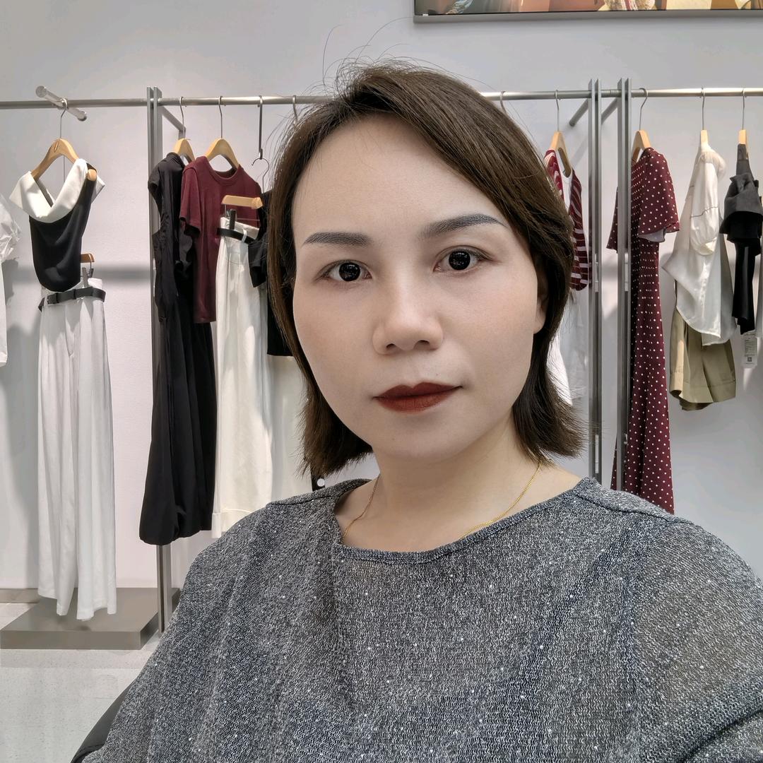 天柱IDSI女装(电信路店)