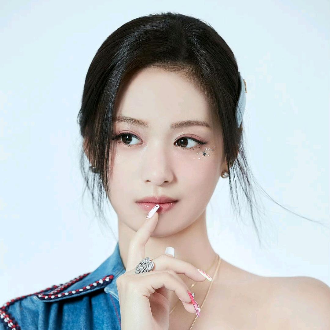 睡不着的小枝