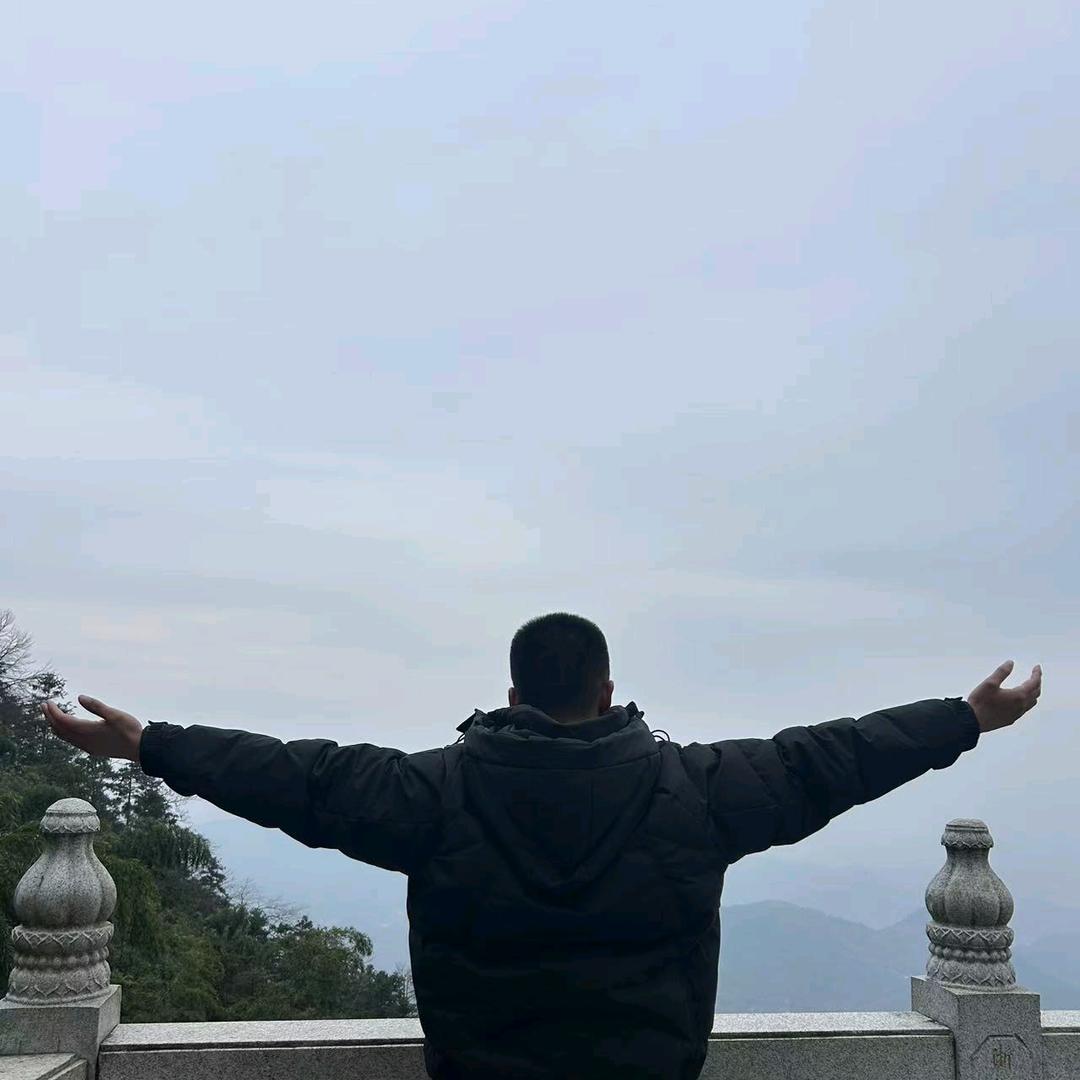 只想做有钱人