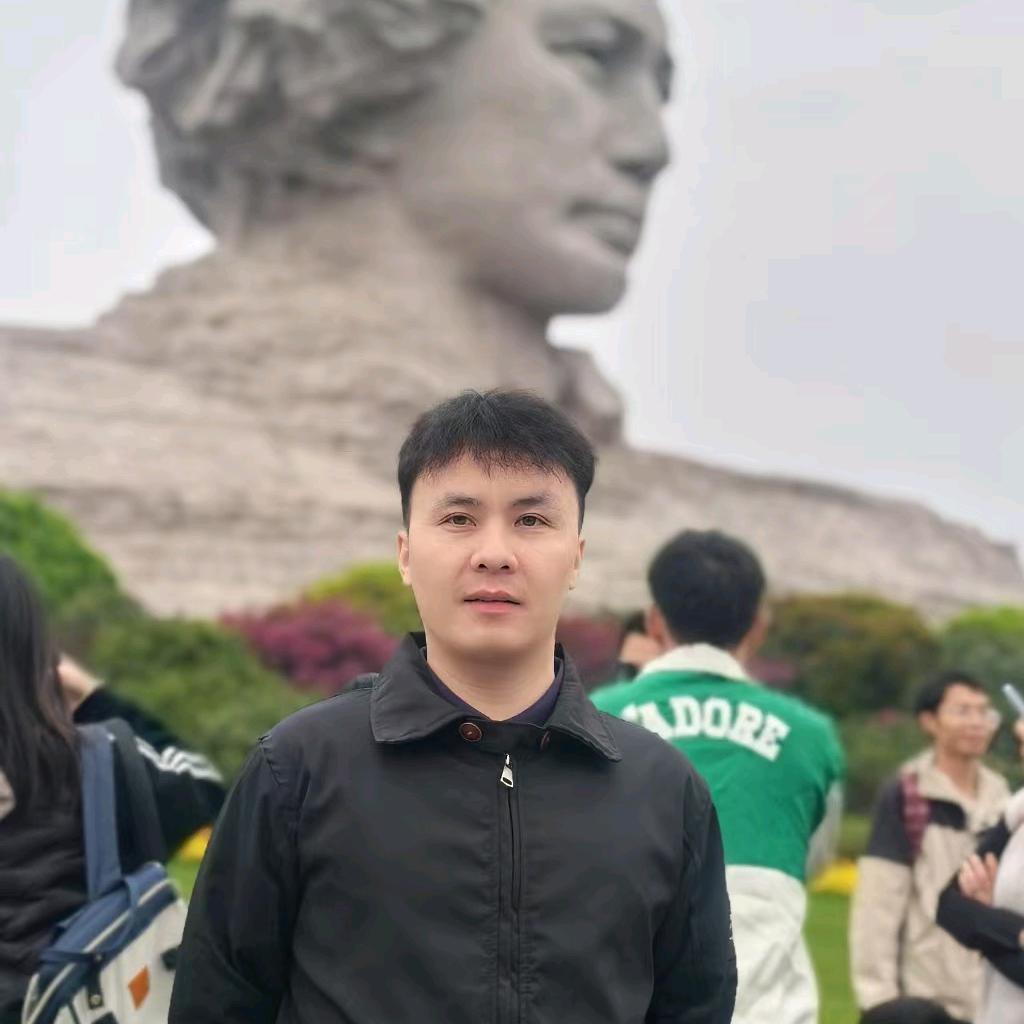 做无缝系统门窗的莱昂纳多