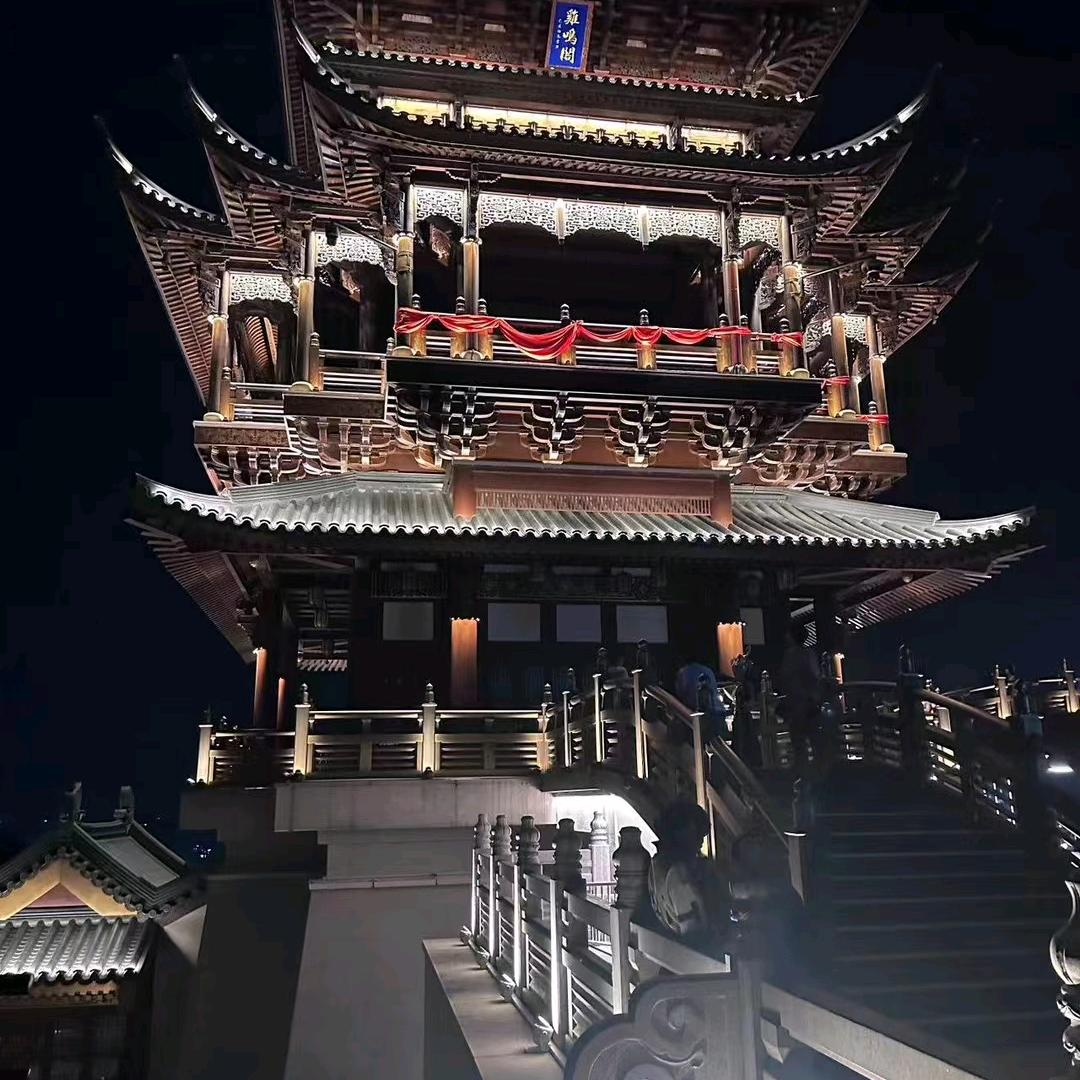 泽润制衣