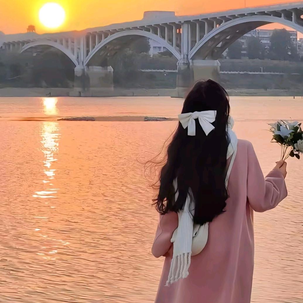 悲伤𝙆𝙞𝙩𝙩𝙮猫