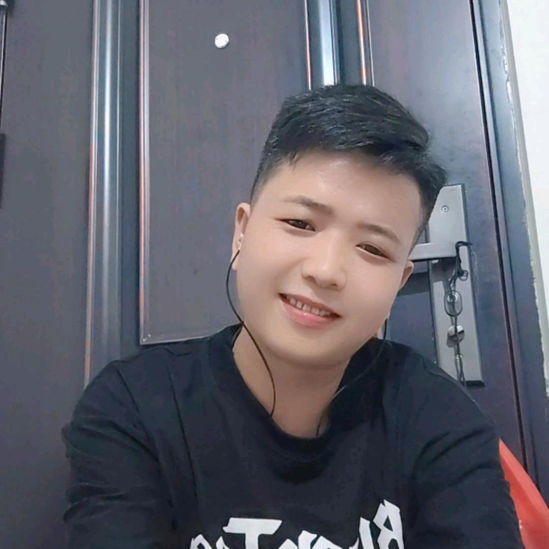 故事缺酒🍻也不缺你