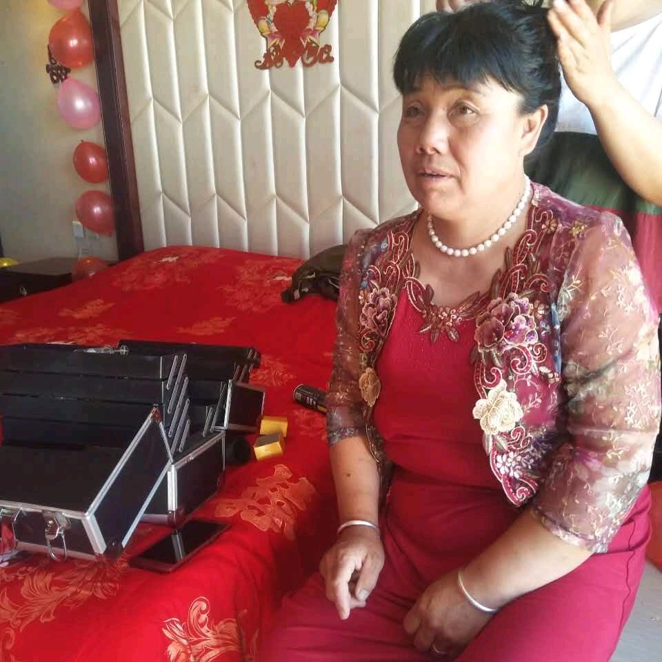 小李子(每天中午12点开播)
