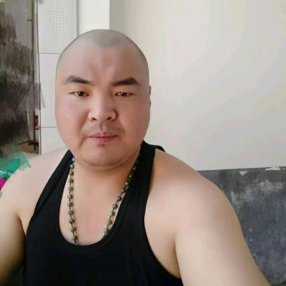 谢飞