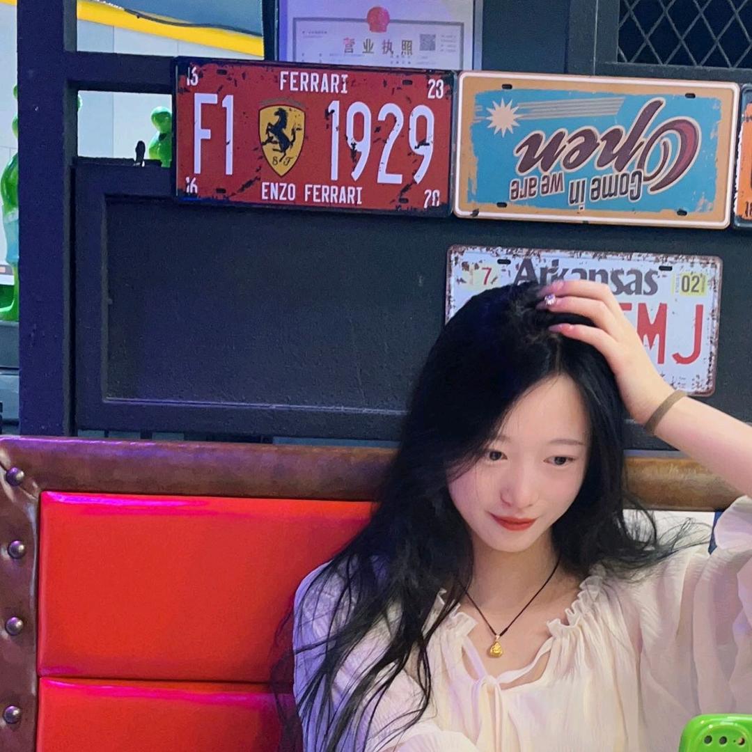 娜超飞