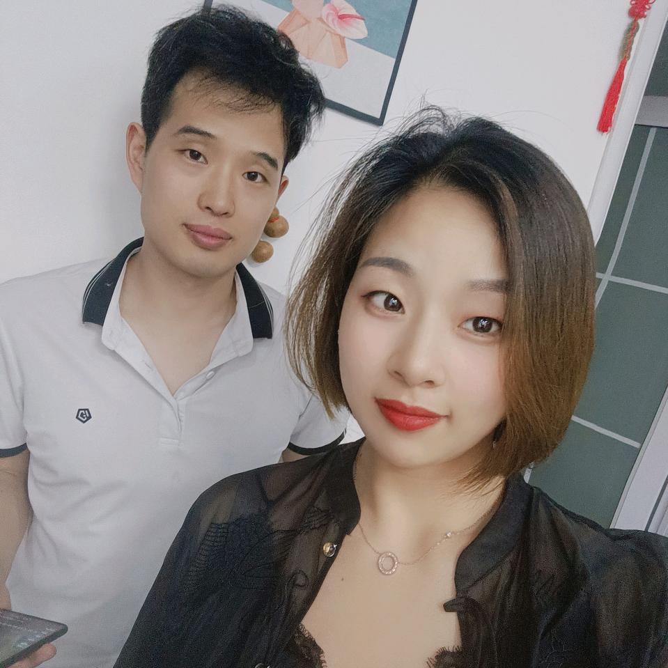 专业贴砖谢师傅