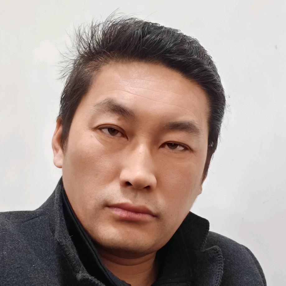 空荡的酒杯