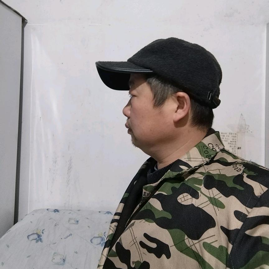 军仔哥