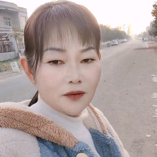 开朗的王玲