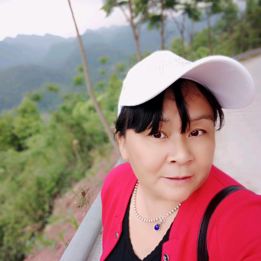 李妮蓉🍎🍎