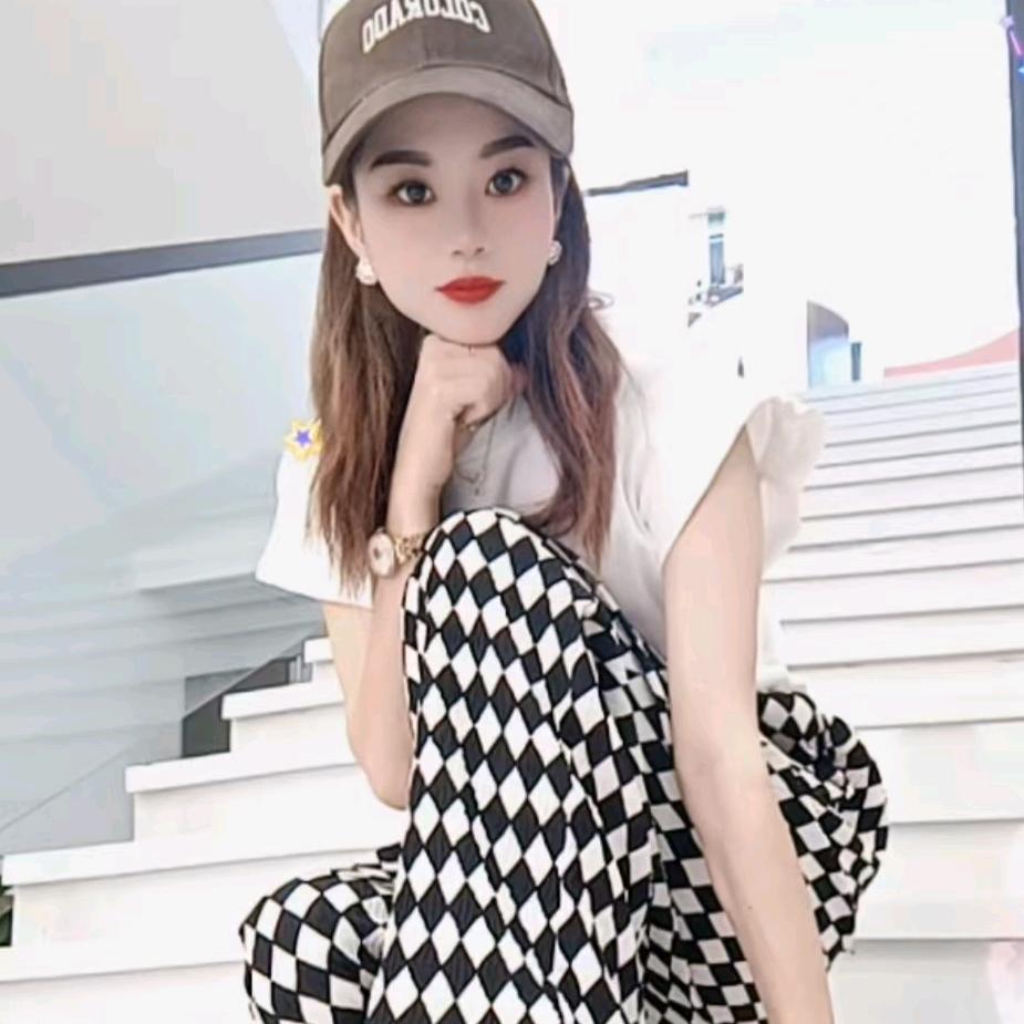 黔久悦全屋定制湾角龙谭店