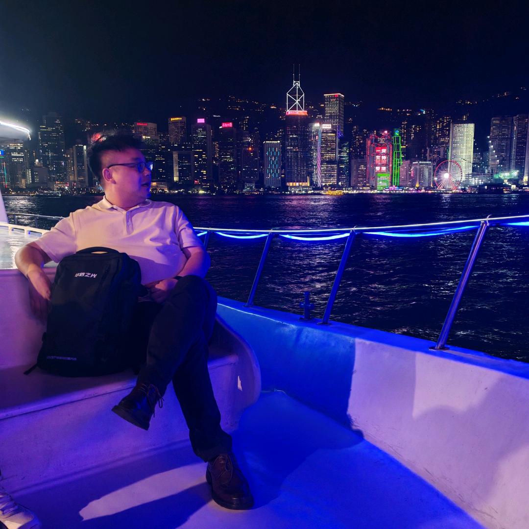 深圳华信之光（智造艺术灯光）