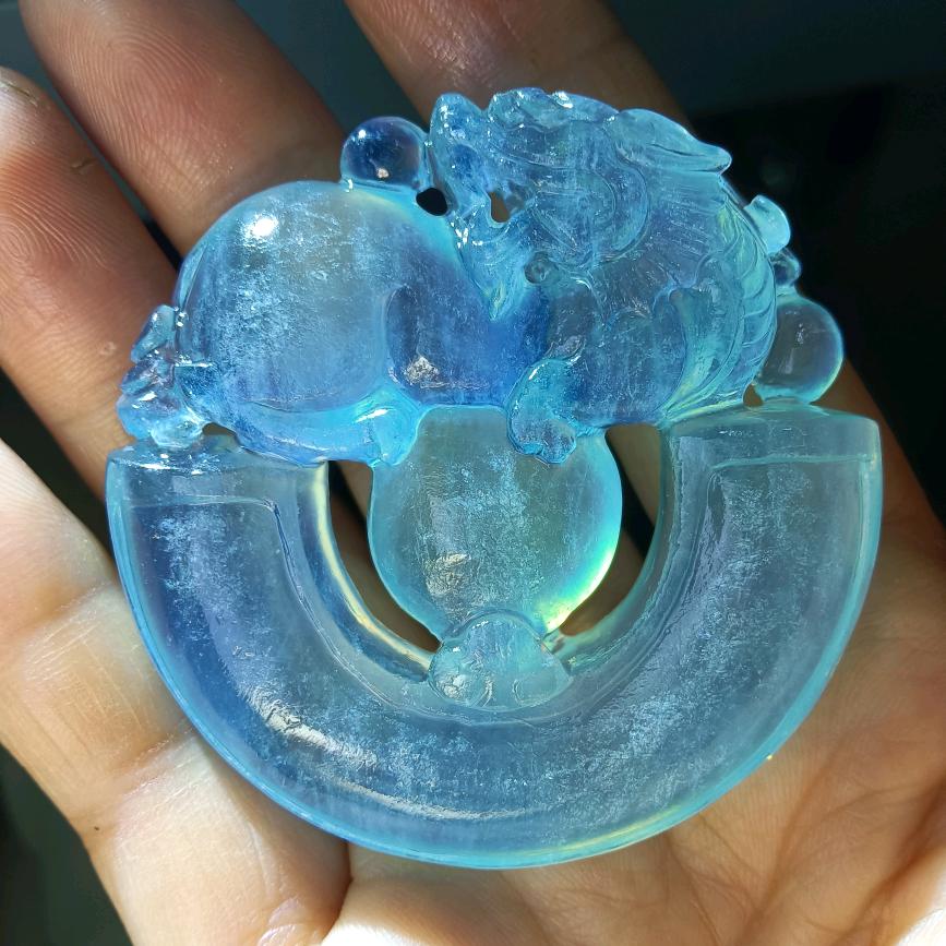 晶宝缘水晶雕刻