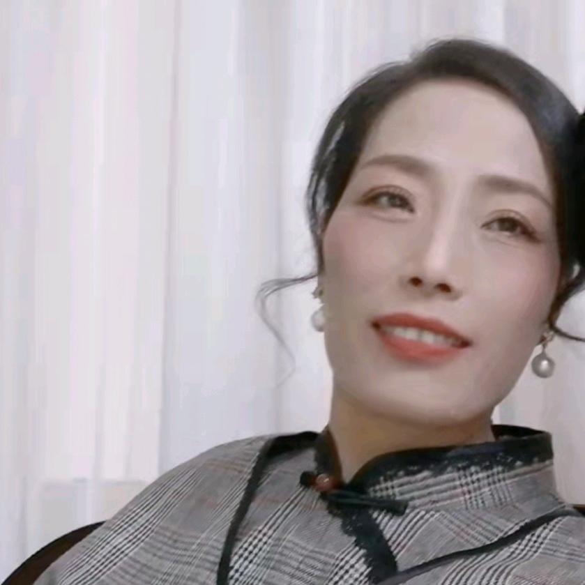 洛满华茂
