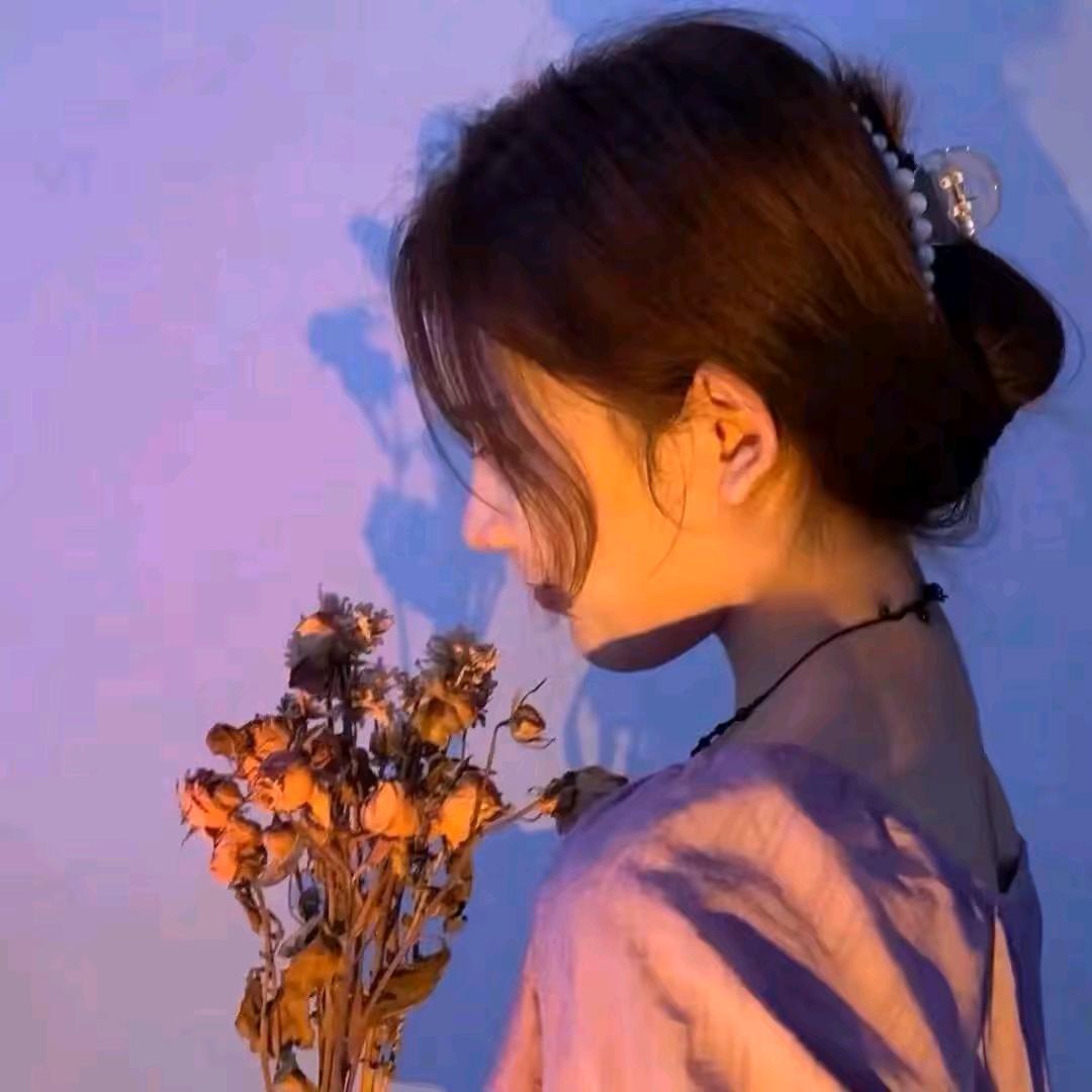 ღ꯭꯭拾柒²º᭄（请勿连赞）