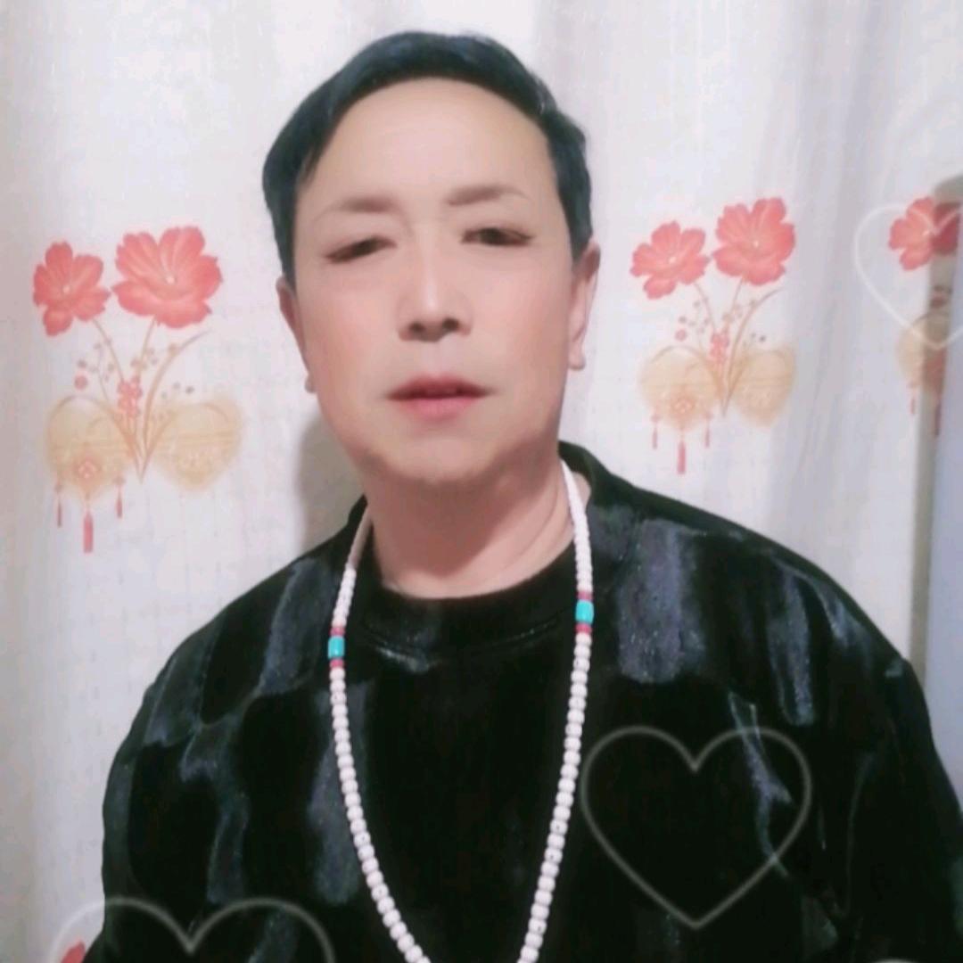 崔哥爱唱歌