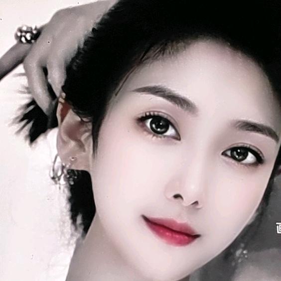 ꧁微笑^U^翅膀꧂