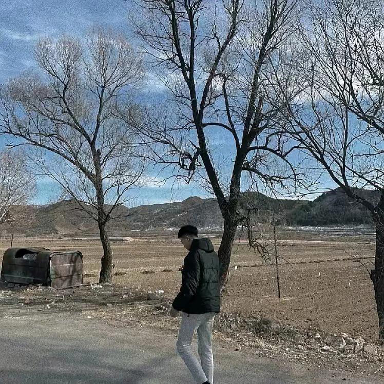 爱吃龙虾粥的边昌头像