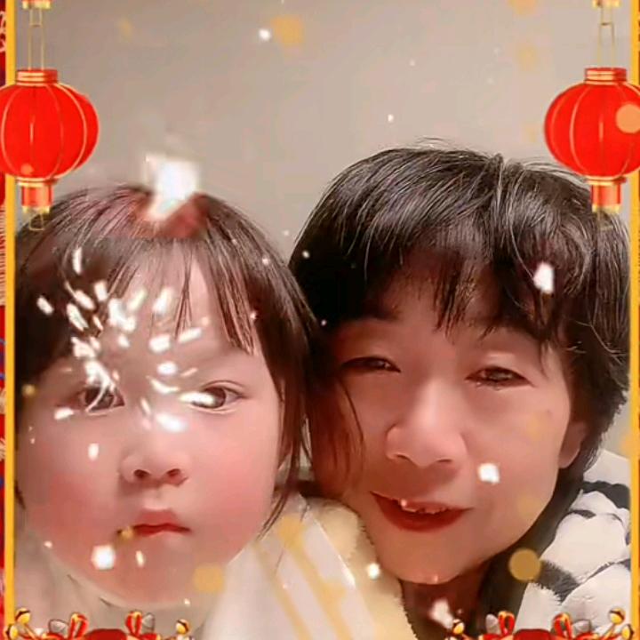 小小芳，