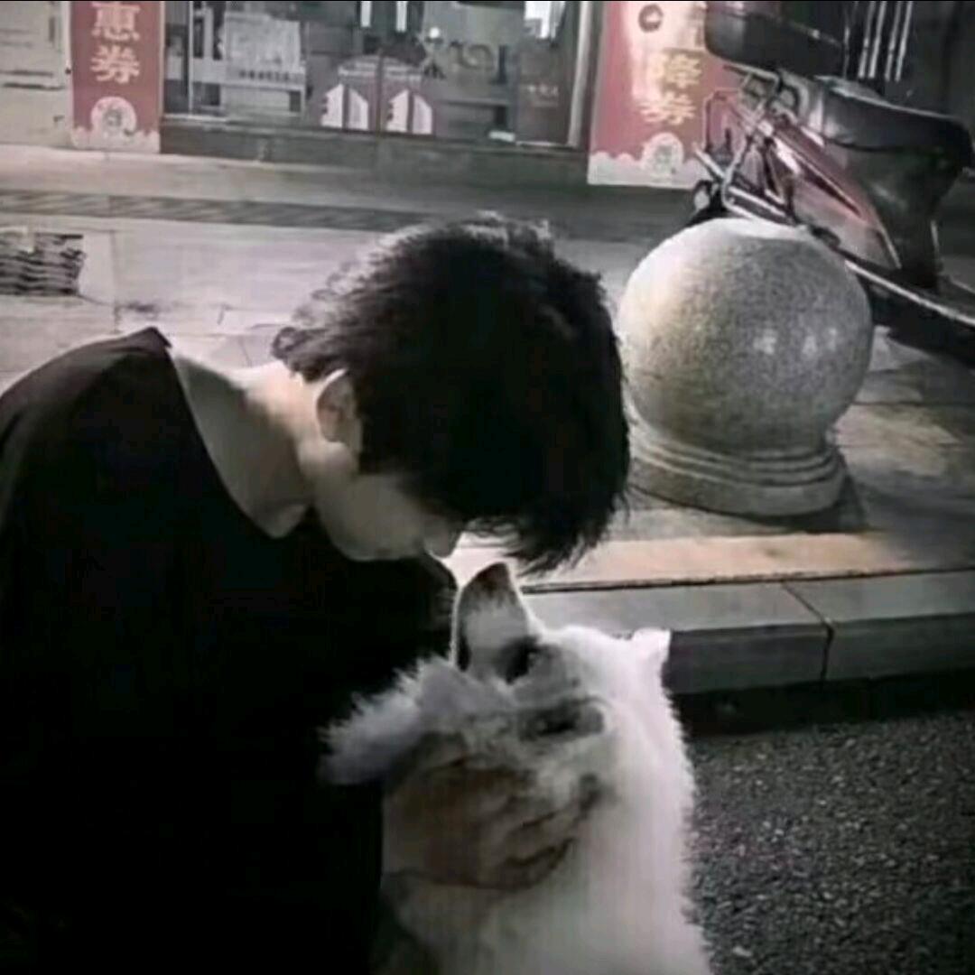 配角🇼