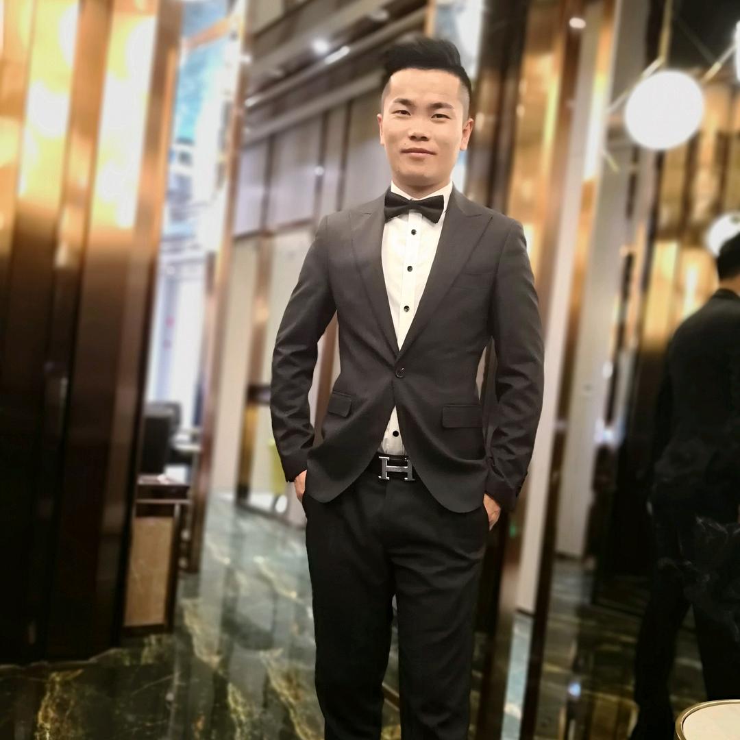卖鸿蒙的Mark熊