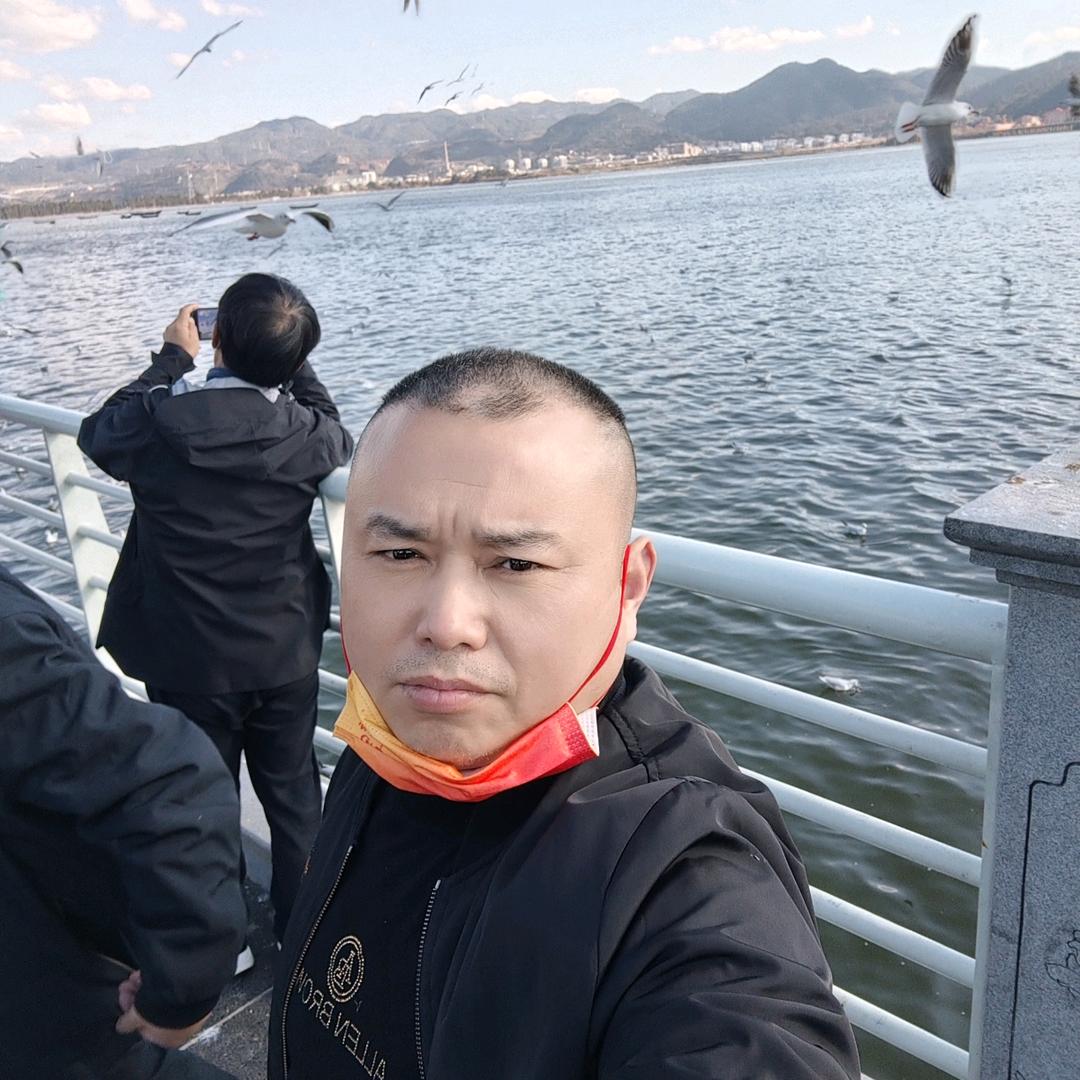 李勇
