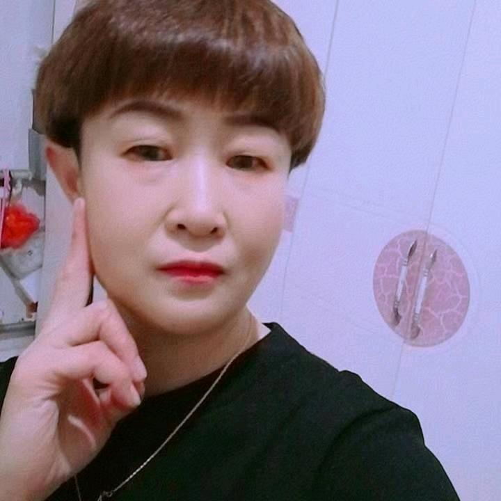 李福荣