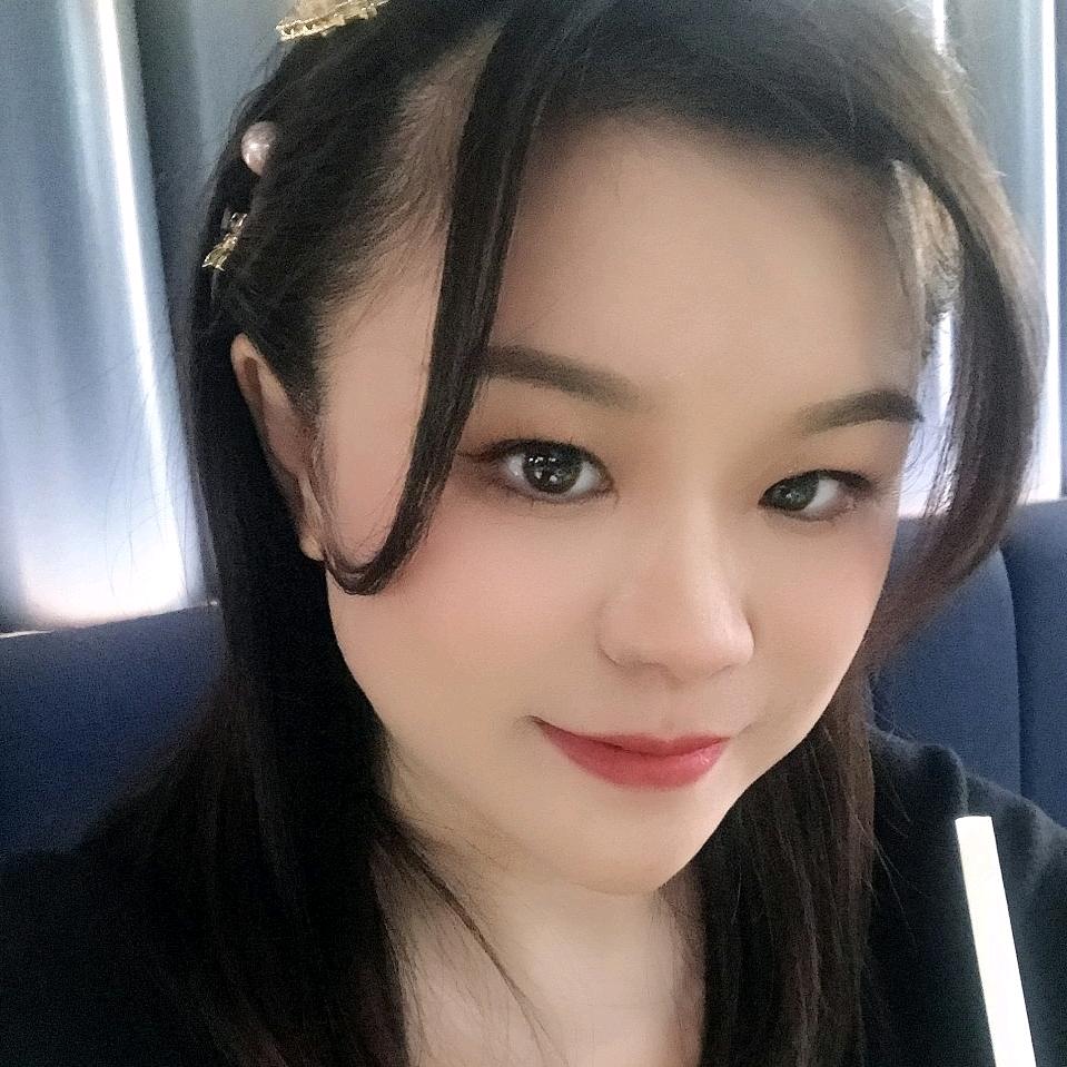 我叫秦儿呀
