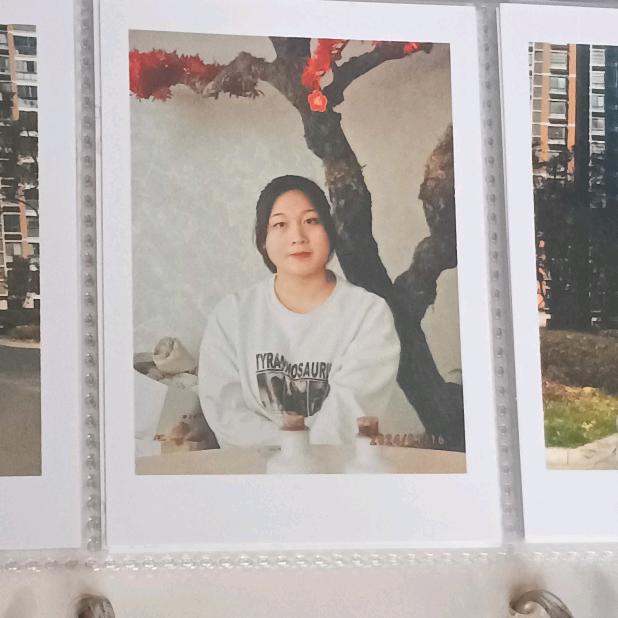 杨光明媚