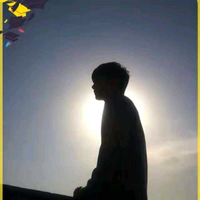 Outsider。