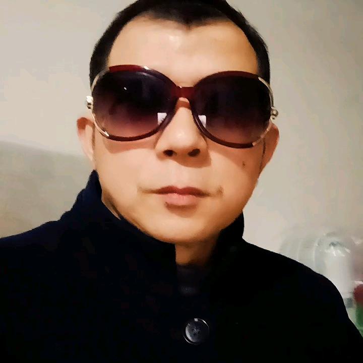 靠自己奋斗的男人