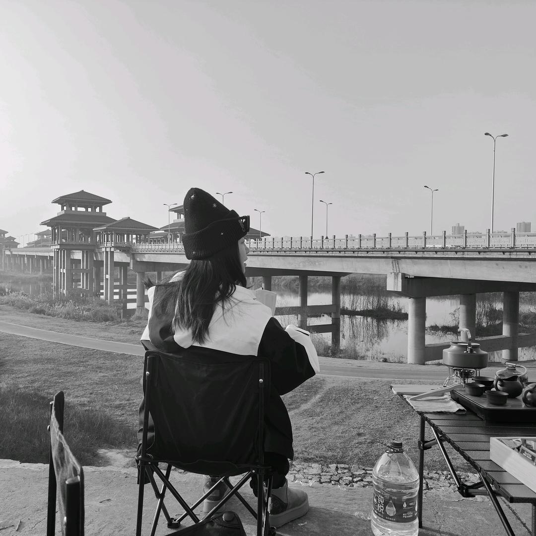 胡丝是美女