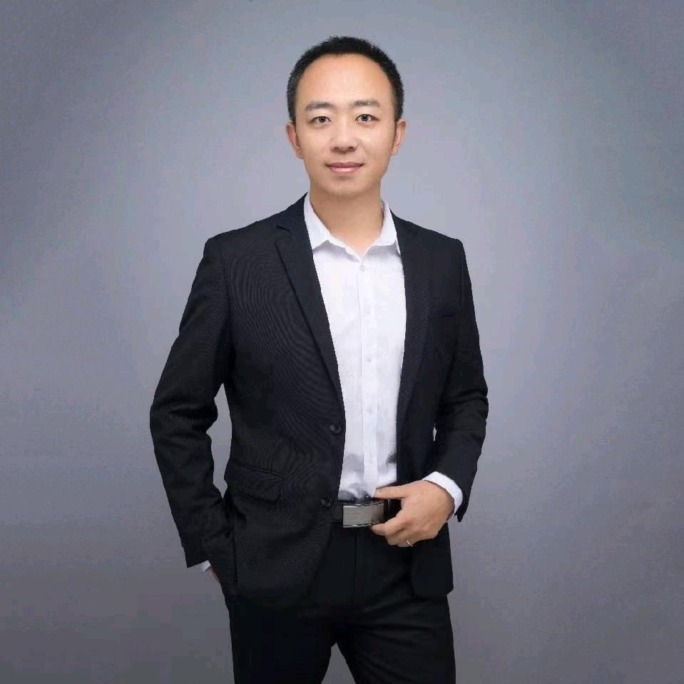 周主任