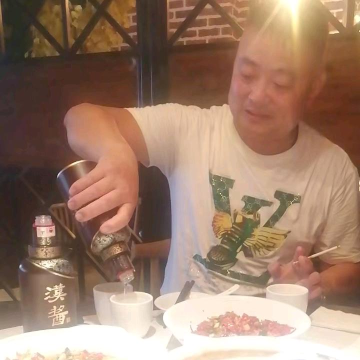 メ提刀為伱斩天下ヅ