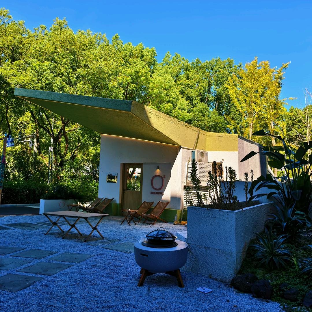 花妖镜听梨花落，珠儿志贞路南柯。