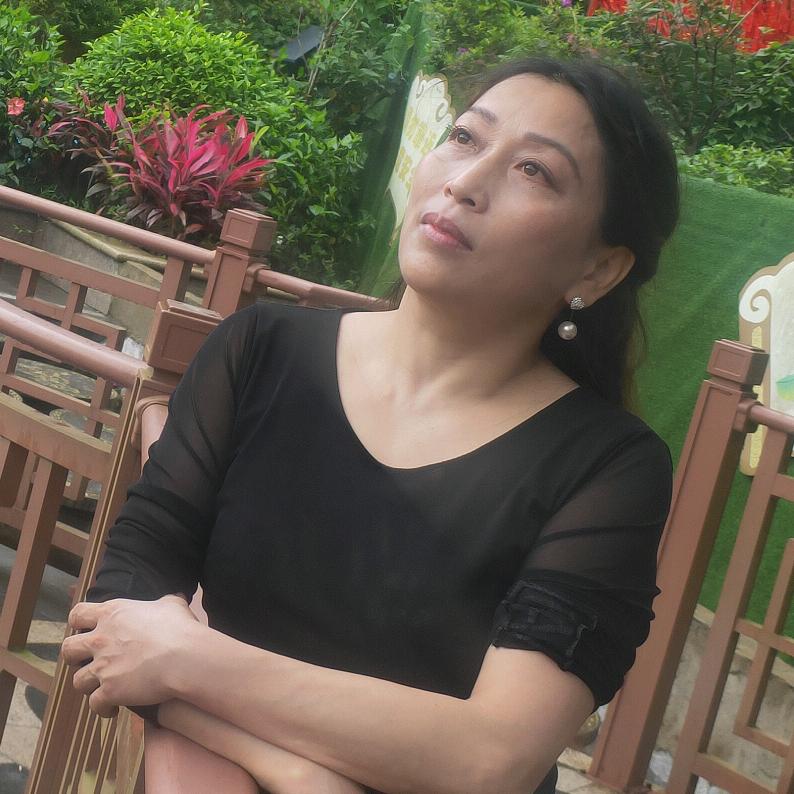 银儿唱山歌有点跑调