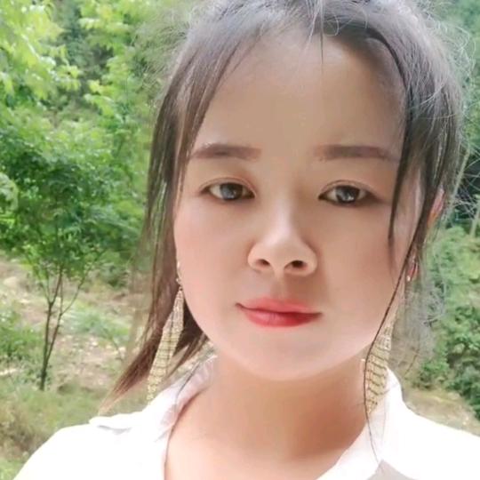 小龙女，艳子