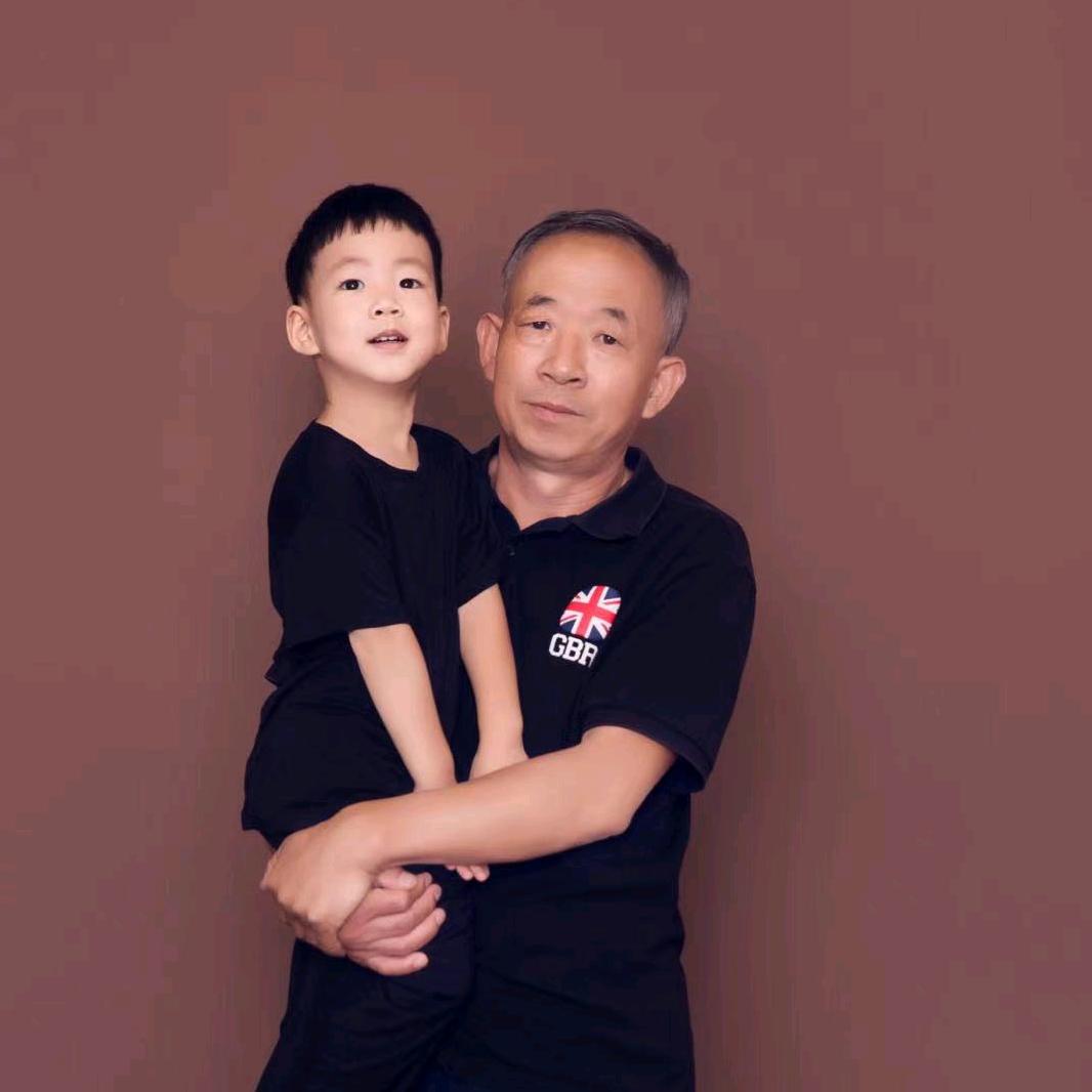 侯老七.    河北人在三亚