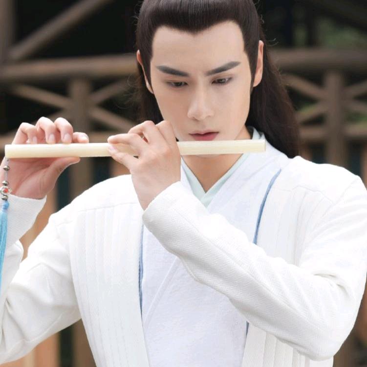 别怕☀️有哥在🌙