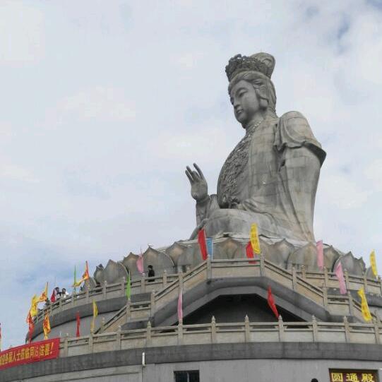 袁休贤