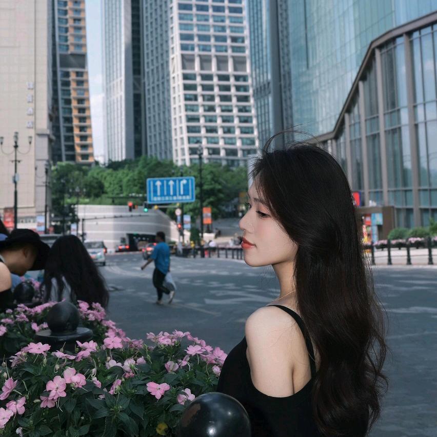 小余～～