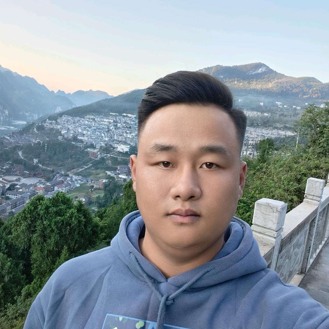 白手起家，全靠自己努力拼搏