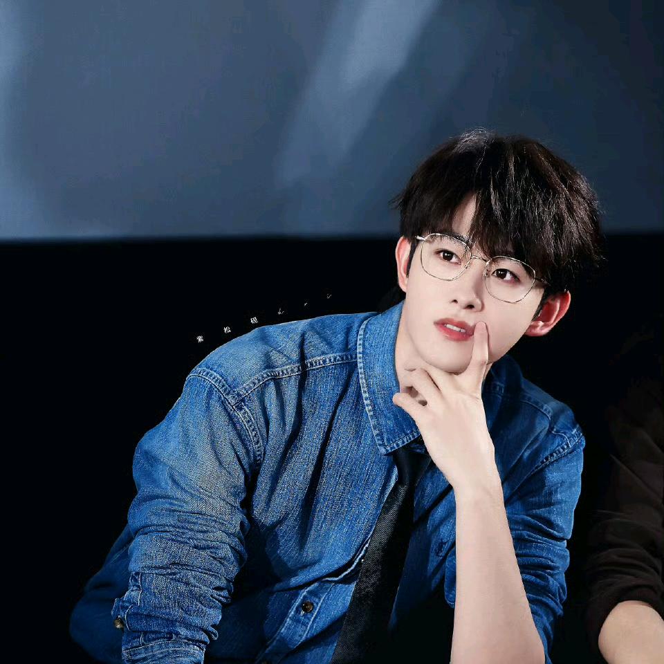 对帅哥雨露均沾