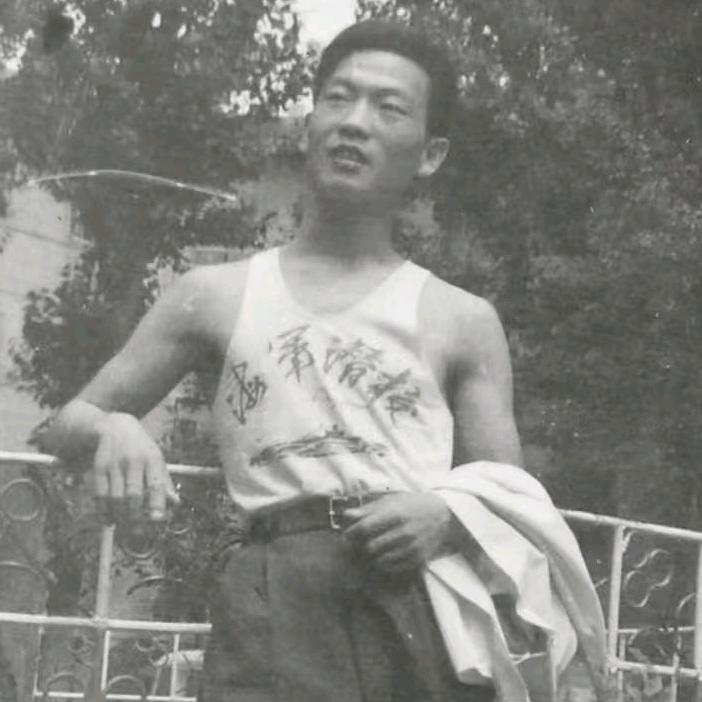 敬军礼